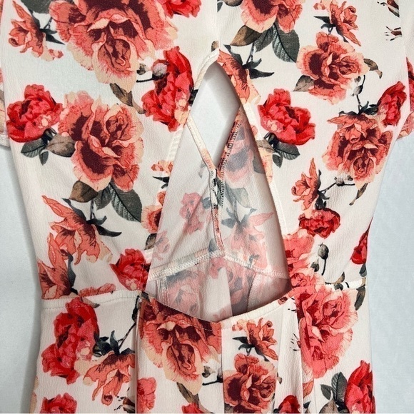 NWT! Show Me Your MuMu Ibiza Pink Floral Cut-Out-Back Dress. Size Small. - Picture 9 of 13